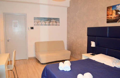 Quartiere XIII Aurelio Apartment | GRETA ROOM IN BEAUTIFUL APARTMENT IN VATICAN