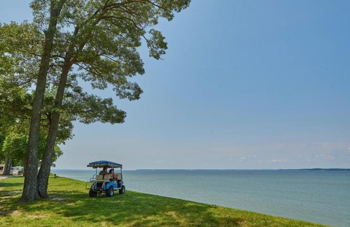 Topping House | Grey's Point Camp Cottage 1