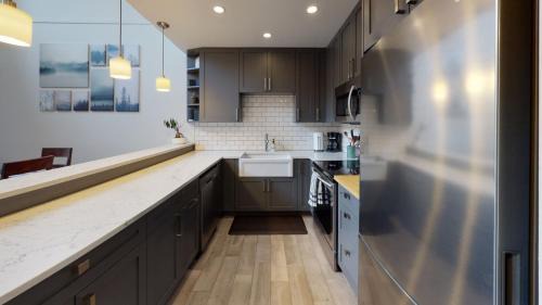Blueberry Hill Apartment | Greyhawk by Whistler Premier