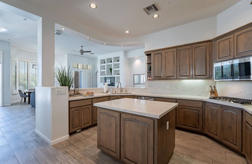 North Scottsdale House | Greyhawk Luxury - Gated - Pool - Patio - Golfer's Haven