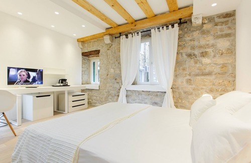 Old Town House | Grgur Ninski Rooms