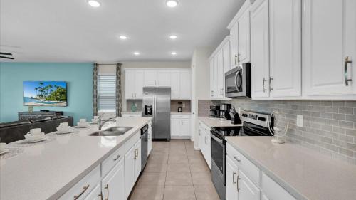 Kissimmee Villa | GRH11525 - Solara Resort - 9 Bed 6.5 Baths Villa