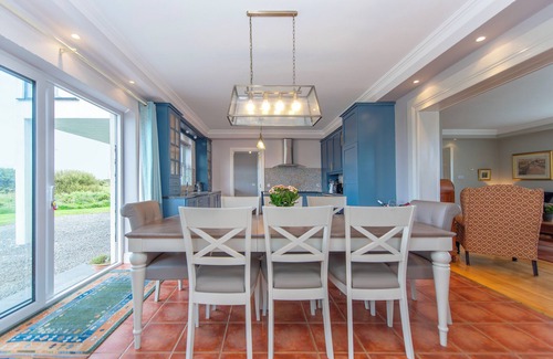 Ballyconneely House | Grianán — A sunny place