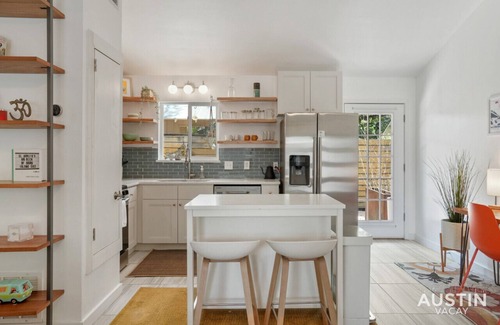 North University Apartment | Griffith St #1 xxxxx