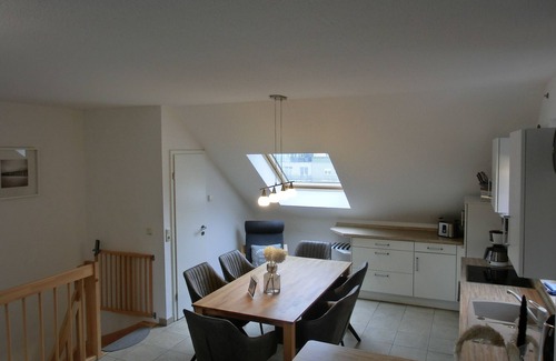 Graal Mueritz Apartment | Große, Komfortable 3 Zi.-fewo für 4 Pers., nur 700 m bis zum Strand, mit Wlan