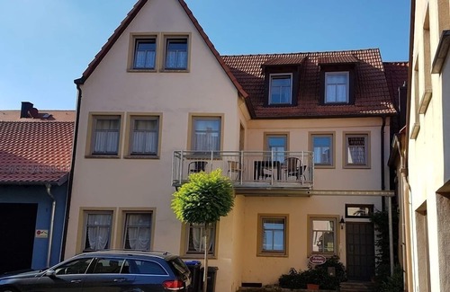 Volkach Apartment | Großzügige Ferienwohnung mit eigenem Balkon