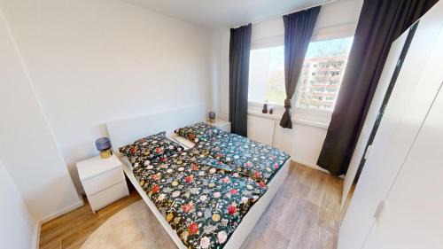 Markersdorf Apartment | Großzügige Ferienwohnung, 350m bis zur Bushaltestelle, WLAN