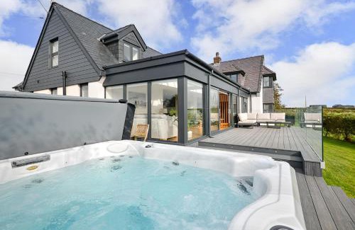 Llanfairpwllgwyngyll House | Groeslon