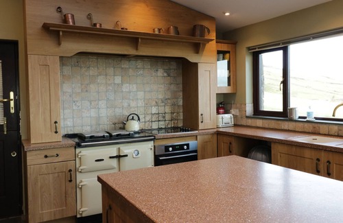 Ulverston Cottage | GROFFA CRAG FARMHOUSE, pet friendly, with open fire in Ulverston
