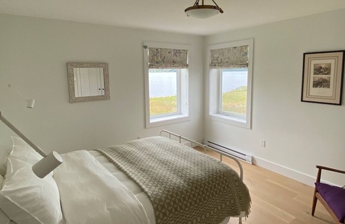 Norris Point House | Gros Morne's Finest & Most Unique Accommodation
