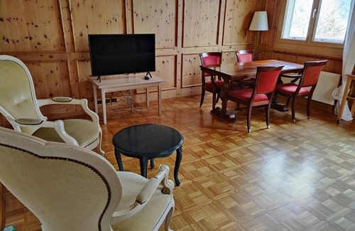Pizol Apartment | Grosse 2 ZImmer Wohnung mit Terrasse