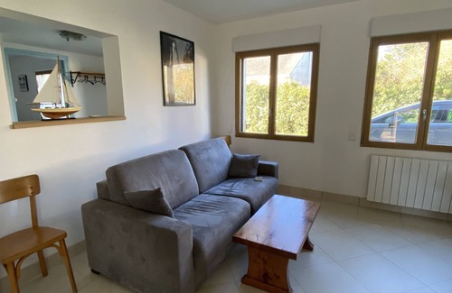 Saint-Gildas-de-Rhuys House | ground floor, quiet, 150m from the beach, disabled access