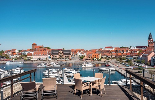 Muritz Apartment | Ground floor 5-star vacation apartment Leonie with large terrace