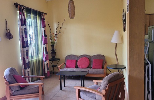 Flic-en-Flac Apartment | Ground floor apartment 100 metres from the beach