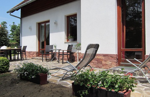 Zalacsany Apartment | Ground floor apartment with a large terrace