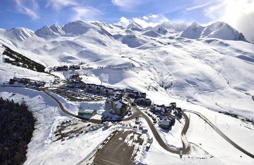 Peyragudes Apartment | Ground floor, balcony, tv, ski locker, 28m², Peyragudes