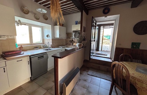 Montbrison-sur-Lez House | Ground floor with private pool in the heart of Provencal vineyards!