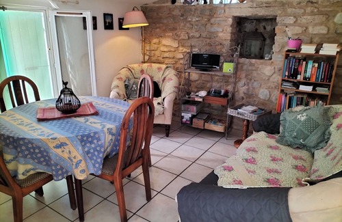 Montbrison-sur-Lez House | Ground floor with private pool in the heart of Provencal vineyards!