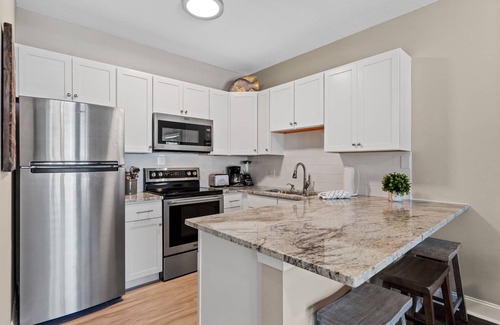 Crystal Beach Condo | Ground Floor | Gulf View | Walk to Beach from Patio | Pool | Hot Tub