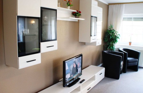 Lancken-Granitz Apartment | Ground floor - Lancken Granitz - Pension Zum Neuensiener See - RZV