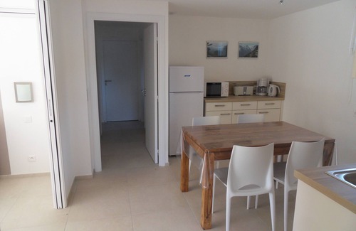 Figari House | GROUND FLOOR, LARGE COVERED TERRACE AND GARDEN, QUIET, AIR-CONDITIONED