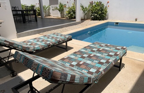 Ngaparou Apartment | Ground floor of villa with private swimming pool near the beach.