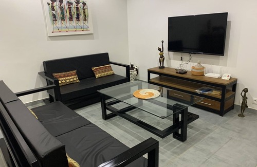 Ngaparou Apartment | Ground floor of villa with private swimming pool near the beach.