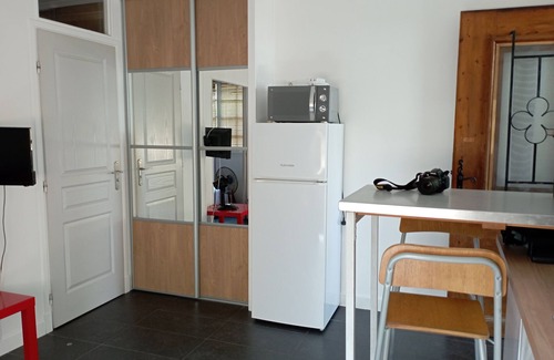 Juan-les-Pins Apartment | Ground floor villa 800m from beaches, all amenities