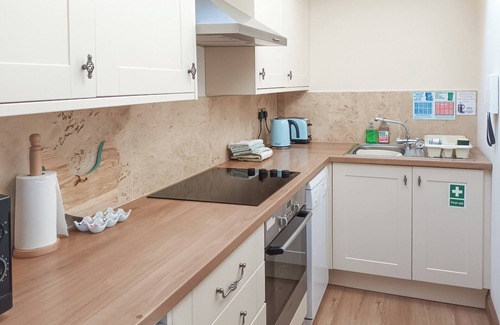 Broxa Cottage | Ground floor deluxe accommodation perfect for couples.
