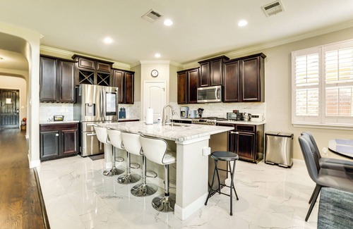 San Antonio House | Group Getaway w/Home Theater in San Antonio!
