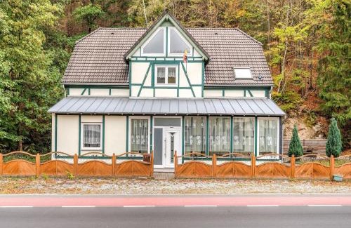 Brilon House | Group Stay in Brilon-Wald, cleaning included