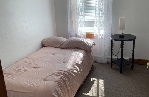 Williamsport Apartment | Group stay in Wmspt - Close PSU, Lycoming College, Lock Haven, Hiking/Biking!