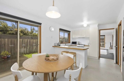 Grovedale House | Grovedale Home Away From Home