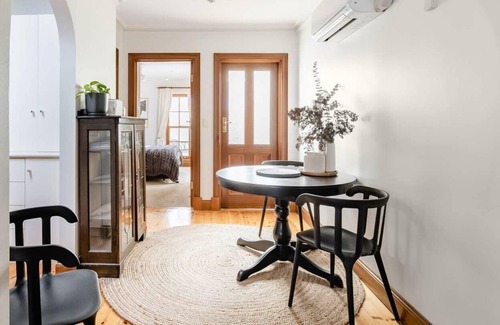 North Adelaide House | GRUMPY'S COTTAGE a renovated historic cottage