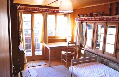 Zweisimmen Nr Gstaad Apartment | Gstaad Apartment Sleeps 9 WiFi