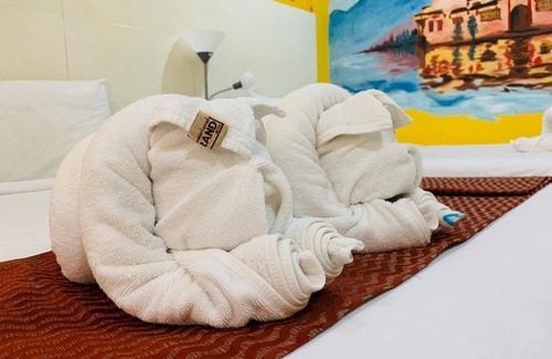 Patong Hotel | Guan Chao Yin Hotel