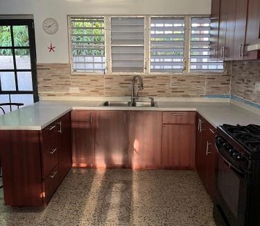 Guanica House | Guanica Malecon Bay House in a comfortable and quiet place