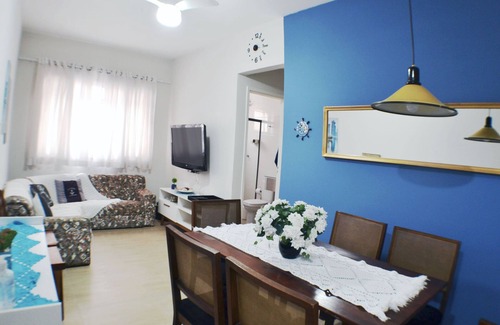 Asturias Apartment | GUARUJÁ ASTURIAS BEACH 2 BEDROOMS CLOSE TO EVERYTHING - 5 MINUTES FROM THE BEACH!