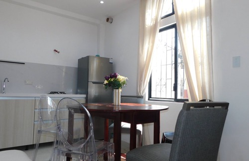 Parroquia Sucre Apartment | Guayaquil Excellent connectivity central zone-New private first floor apartment