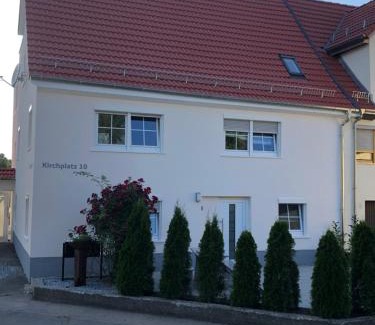 Aalen Apartment | Guest Appartements mit 2 getrennten Schlafzimmern für 4 Personen 24h check in