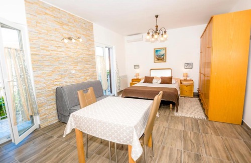 Rovinj House | Guest House AB Adria Home