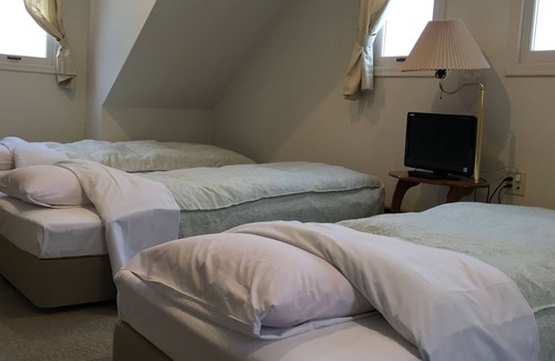 Myoko House | Guest House Bunk