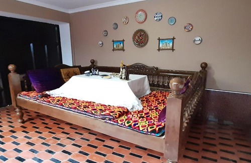 Samarkand House | Guest house Chehra
