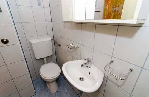 Mlini Apartment | Guest House Daniela - Double Room with Private External Bathroom and Patio - SOBA 3