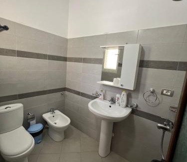 Berat House | Guest House Emiljos Flamur