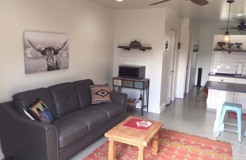 Sherwood Heights House | Guest House in Scottsdale