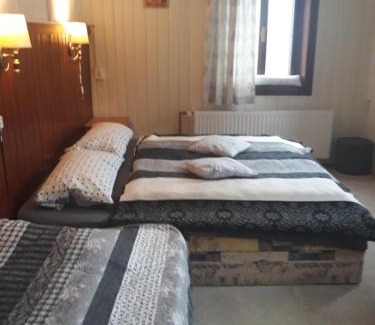 Korenov House | Guest House Leona