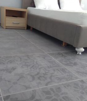 Himare House | Guest House Solive