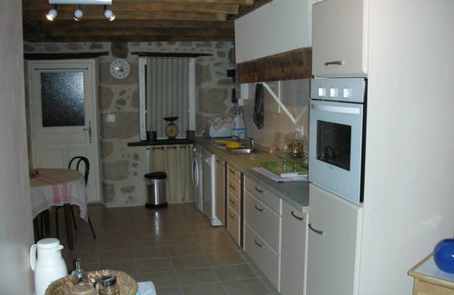 Naillat House | Guest house with swimming pool 3 bedrooms for 6 people see details