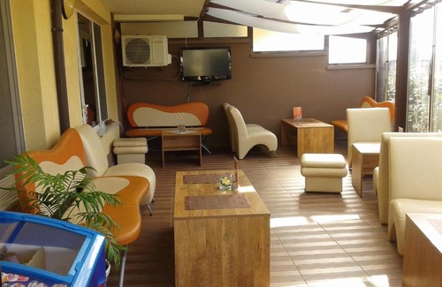 Primorsko House | Guest House Yug